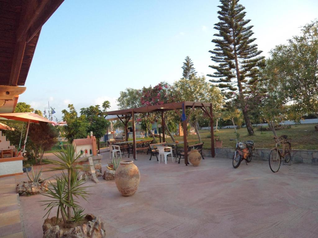 Daydream Hill Hotel Stavrós Екстериор снимка